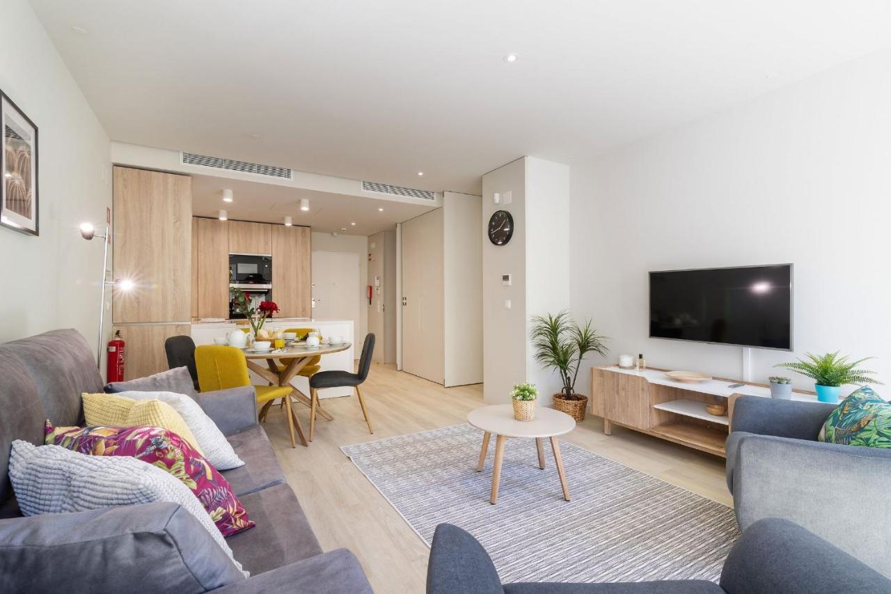 Modern & Stylish Apartment In Av. Da Liberdade By Lovelystay リスボン エクステリア 写真